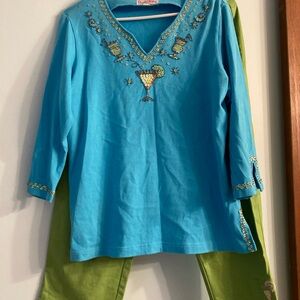 Quacker Factory Sequin Top with Cropped Pants